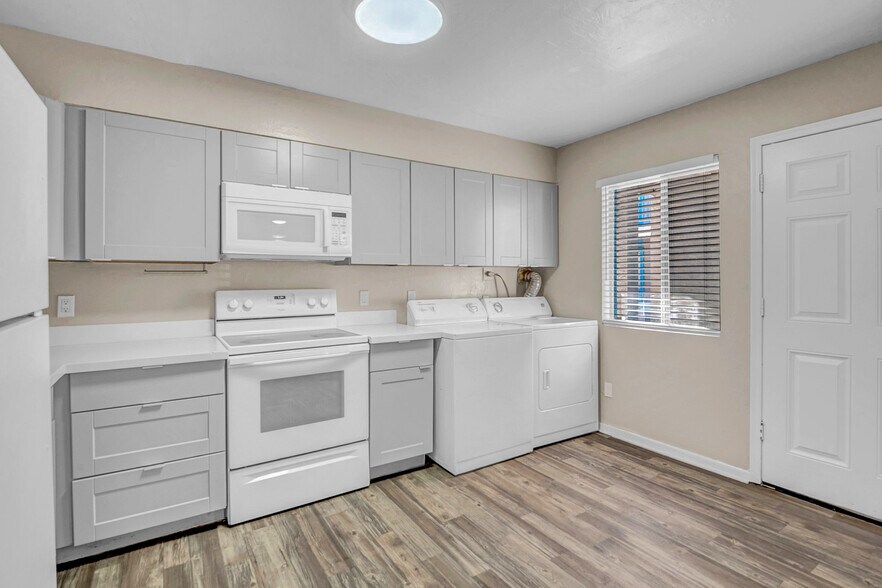 More Photos Of 1253 W Pierce St, Phoenix Multifamily For Sale