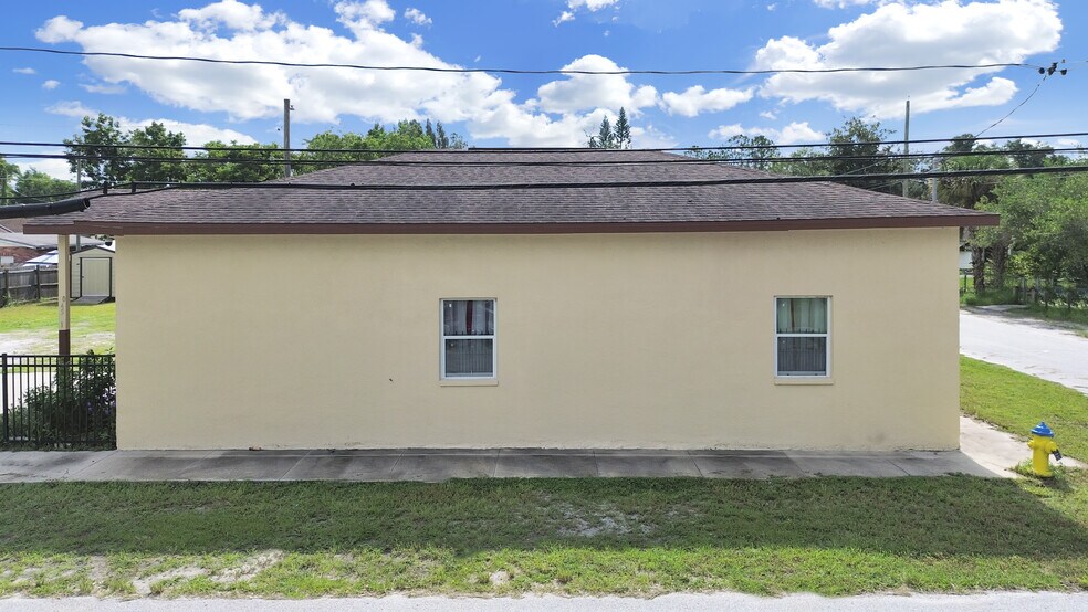 More Photos Of 4501 N 42nd St, Tampa Religious Facility For Sale