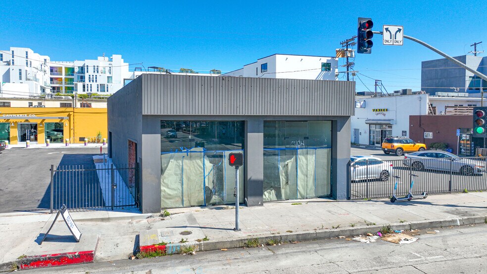 More Photos Of 13452 Washington Blvd, Marina Del Rey Freestanding For Lease