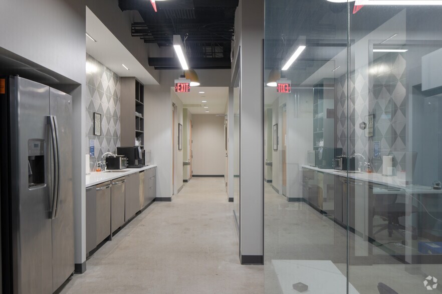 More Photos Of 8181 Arista Pl, Broomfield Office For Lease