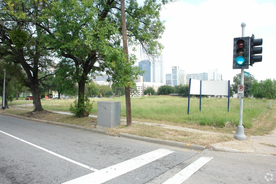 More Photos Of Block 360, SSBB, Houston Land For Sale