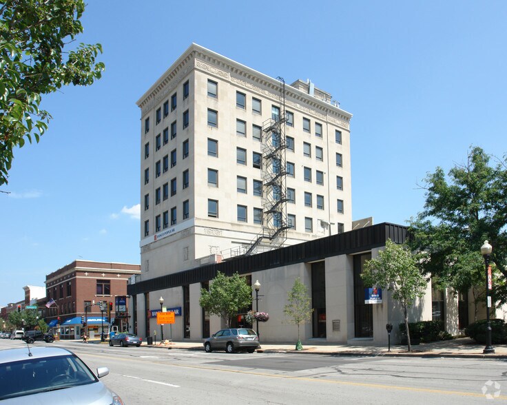 More Photos Of 105 E Galena Blvd, Aurora Office For Sale