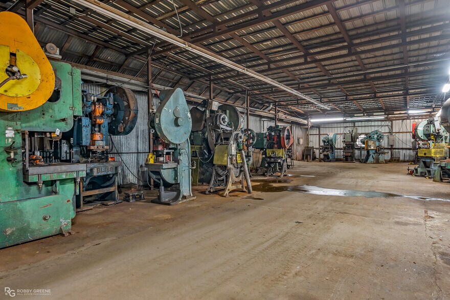 More Photos Of 1326 East St, Minden Industrial For Sale