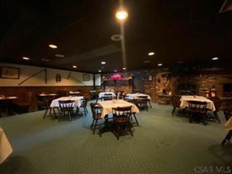 More Photos Of 1939 Forest Hills Dr, Elton Restaurant For Sale