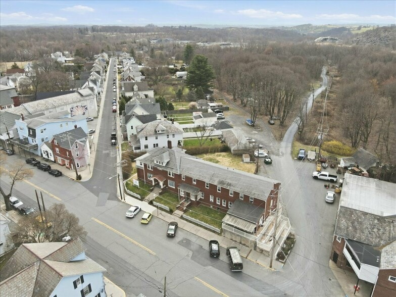 More Photos Of 306 W Main St, Pen Argyl Healthcare For Sale
