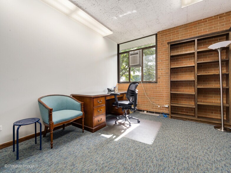 More Photos Of 47 Church St, Lake Zurich Religious Facility For Sale