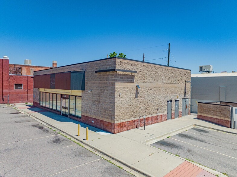 More Photos Of 3810 Federal Blvd, Denver Convenience Store For Lease