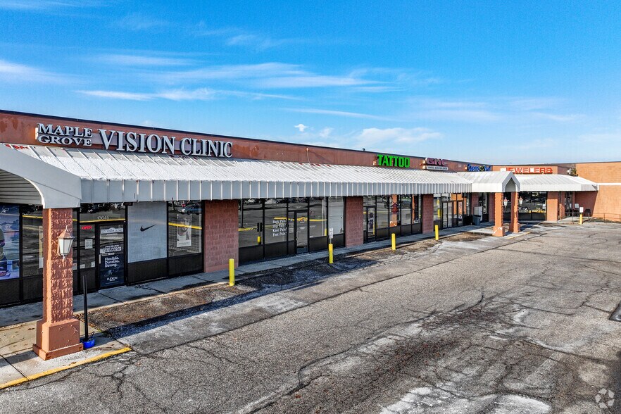 Primary Photo Of 13541-13777 Grove Dr, Maple Grove Freestanding For Lease