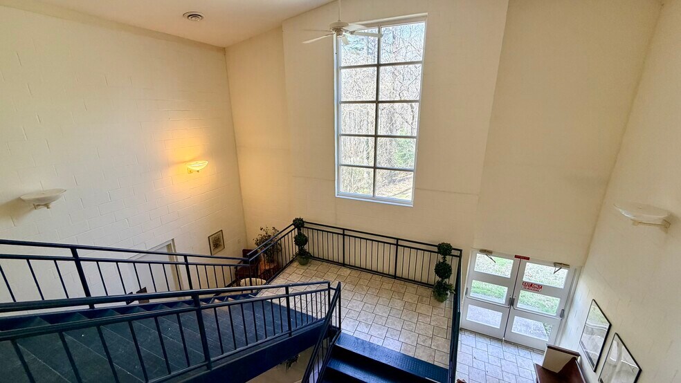More Photos Of 195 New Market Rd, Tryon Religious Facility For Sale