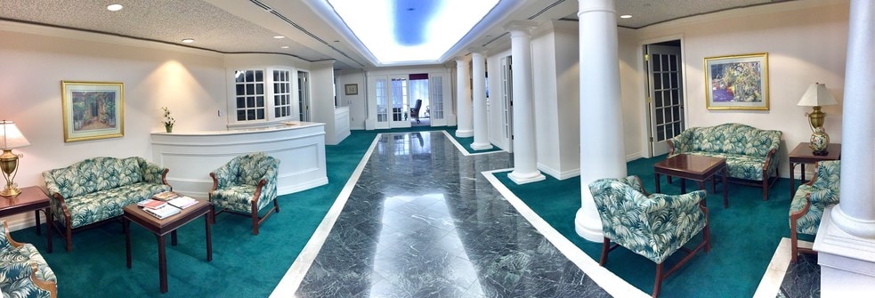 More Photos Of 200 Nokomis Ave S, Venice Office For Lease