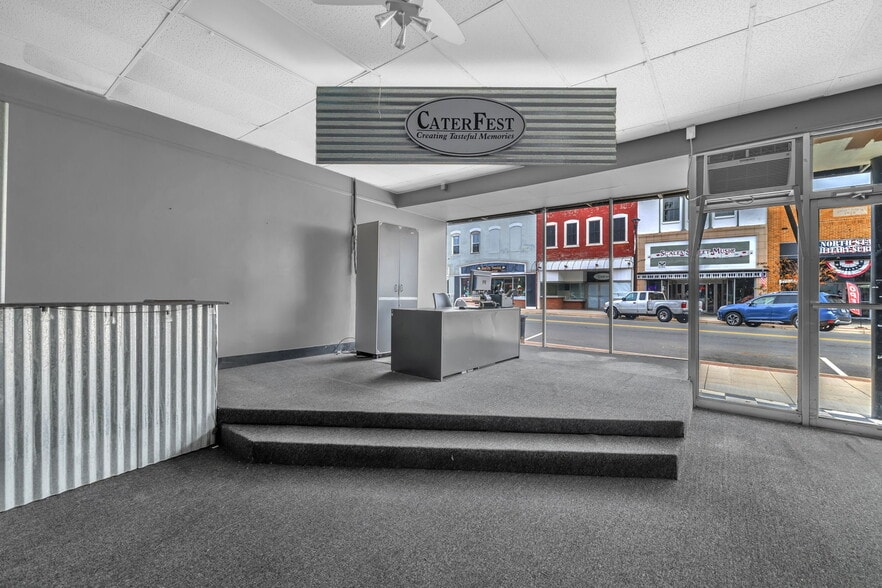 More Photos Of 128 S Scales St, Reidsville Storefront Retail Office For Sale