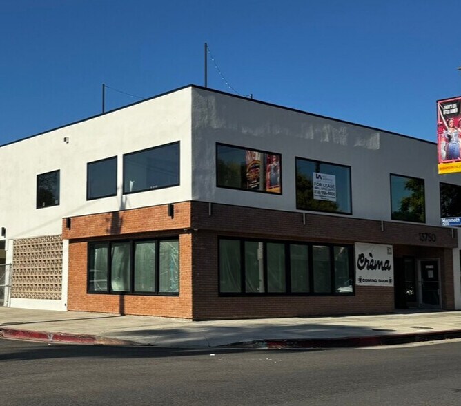 More Photos Of 13750 Ventura Blvd, Sherman Oaks Freestanding For Lease