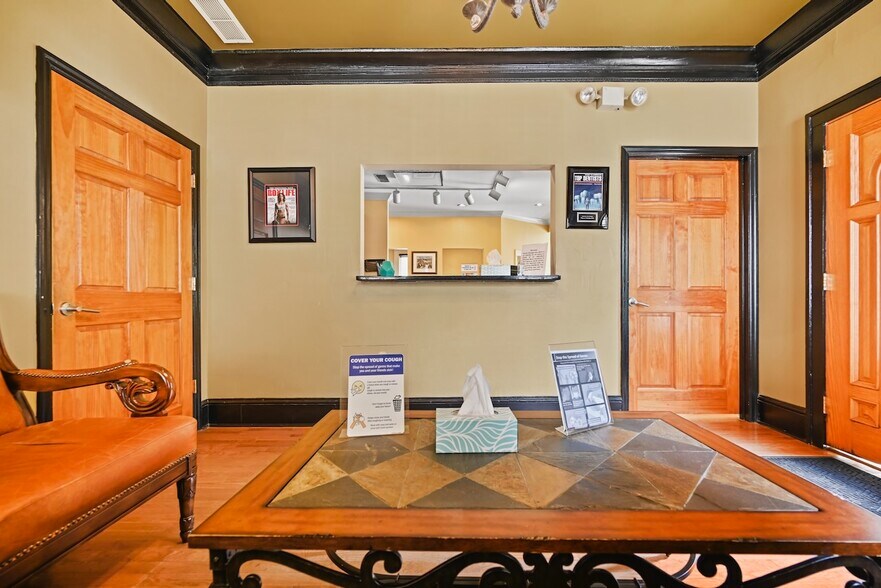 More Photos Of 1624 NE Piedmont Ave, Atlanta Medical For Sale