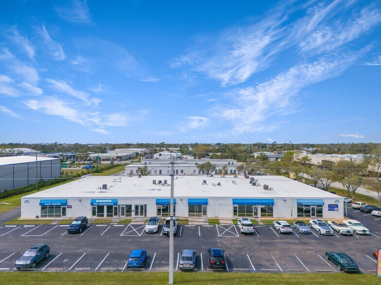 Primary Photo Of 1410 Commerce Blvd, Sarasota Flex For Lease
