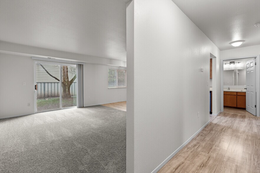 More Photos Of 7005 W Timberline St, Rathdrum Apartments For Sale
