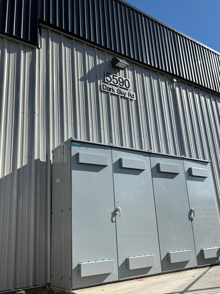 More Photos Of 5590 Dark Sky, Flagstaff Self Storage For Sale