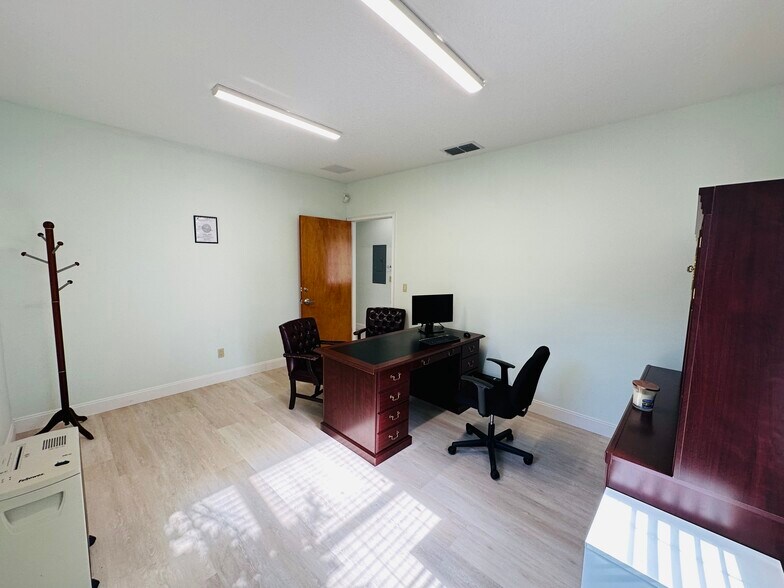 More Photos Of 6282 Dupont Station Ct, Jacksonville Medical For Lease