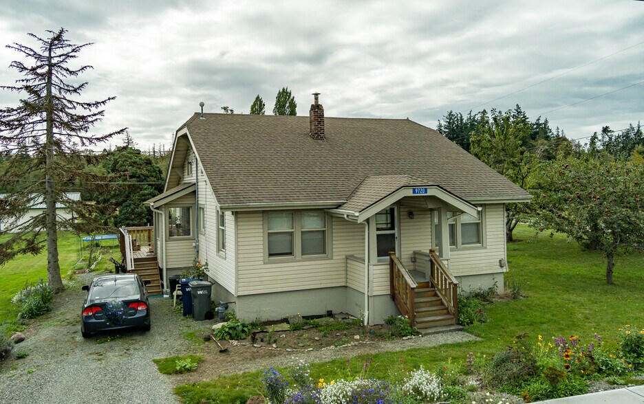 More Photos Of 9720 Padilla Heights Rd, Anacortes Distribution For Sale