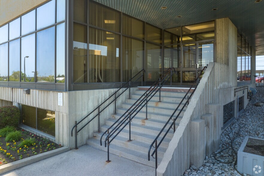 More Photos Of 155 Rexdale Blvd, Toronto Office For Lease