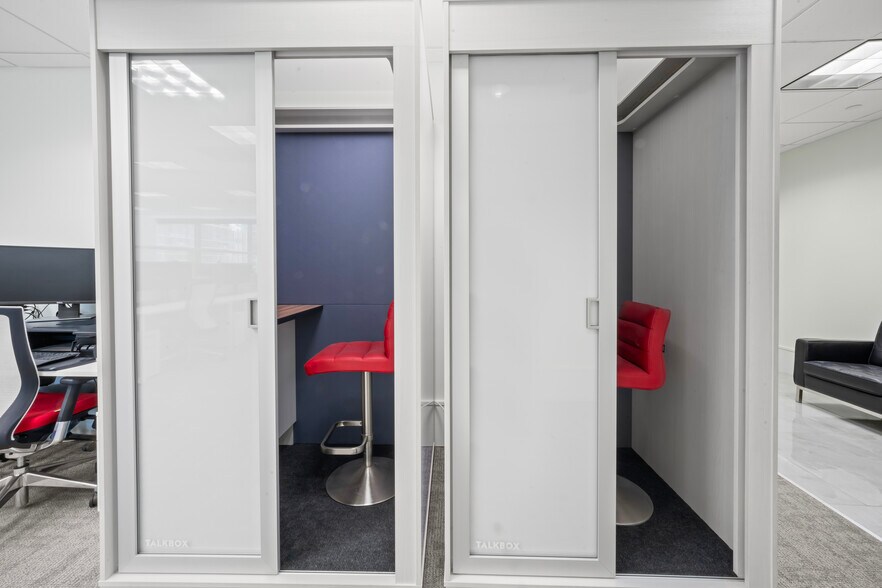 More Photos Of 1200 Brickell Ave, Miami Office For Sale