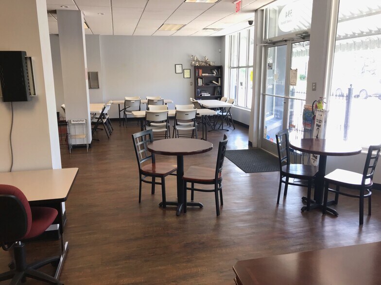 More Photos Of 592-594 N 2nd St, Memphis Freestanding For Sale