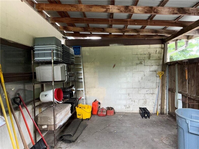 More Photos Of 24 Oneida St, Oneonta Restaurant For Sale