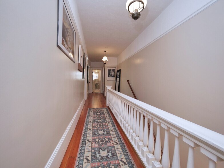More Photos Of 1901-1903 H St, Sacramento Apartments For Sale