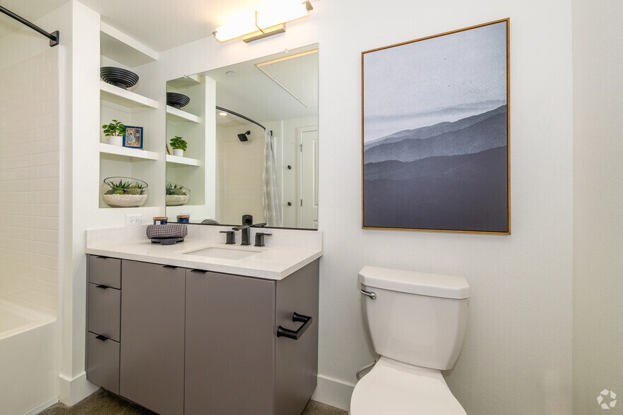 More Photos Of 251 6th St, Sacramento Apartments For Lease