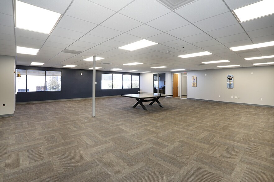More Photos Of 2569 McCabe Way, Irvine Office For Lease