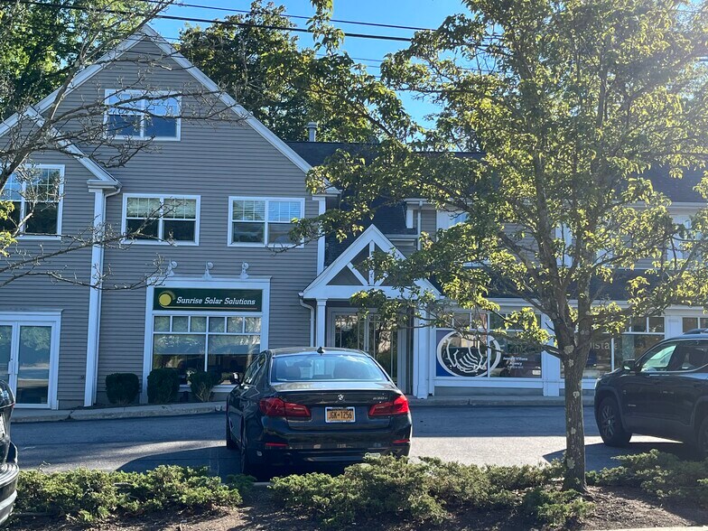 More Photos Of 510 N State Rd, Briarcliff Manor Village Office For Lease