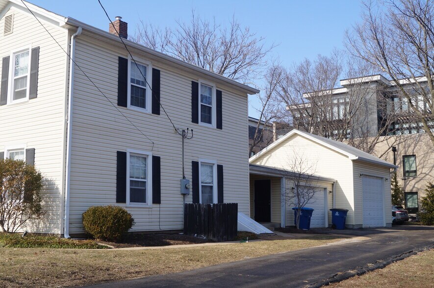 More Photos Of 135 W Monroe Ave, Kirkwood Office For Sale