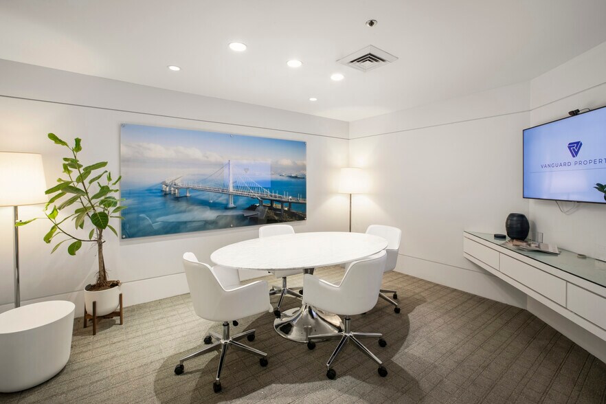 More Photos Of 1900 Mountain Blvd, Oakland Office For Sale