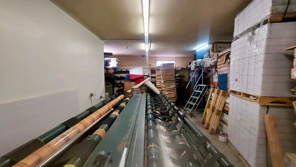 More Photos Of 1413 N La Brea Ave, Inglewood Restaurant For Sale