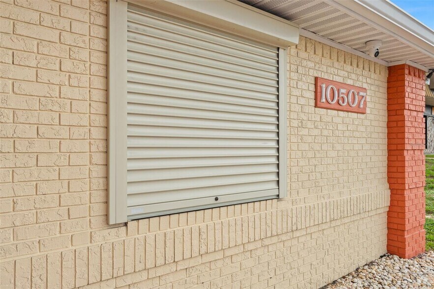 More Photos Of 10507 Spring Hill Dr, Spring Hill Medical For Lease
