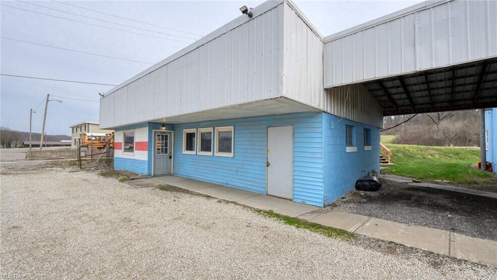 More Photos Of 11445 E Pike Rd, Cambridge Light Manufacturing For Lease