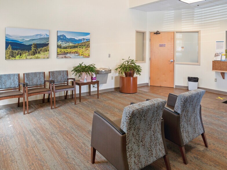 More Photos Of 265 Tanglewood Ln, Silverthorne Medical For Sale