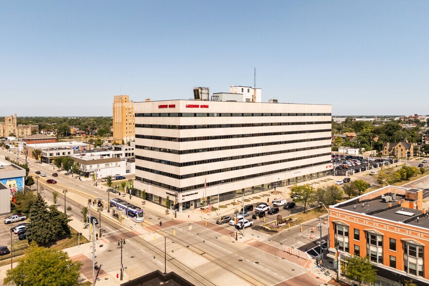 More Photos Of 7300 Woodward Ave, Detroit Office For Lease