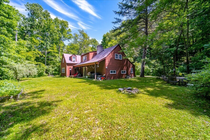 More Photos Of 12 Woodlea Rd, Salt Point Multifamily For Sale