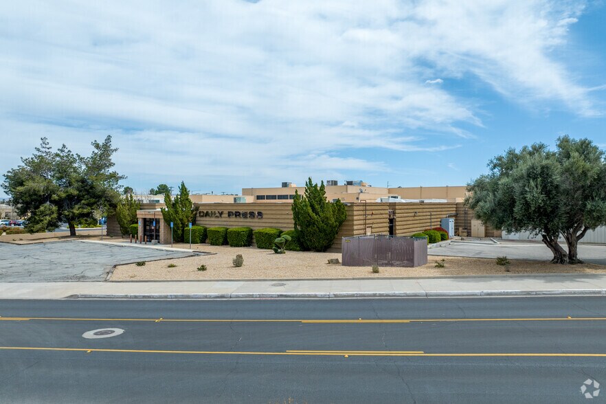 Primary Photo Of 13843-13875 Park Ave, Victorville Office For Lease