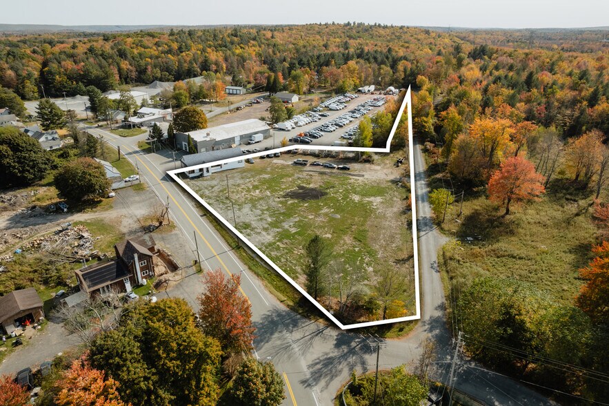 More Photos Of 82 Cold Spring Rd, Monticello Loft Creative Space For Sale