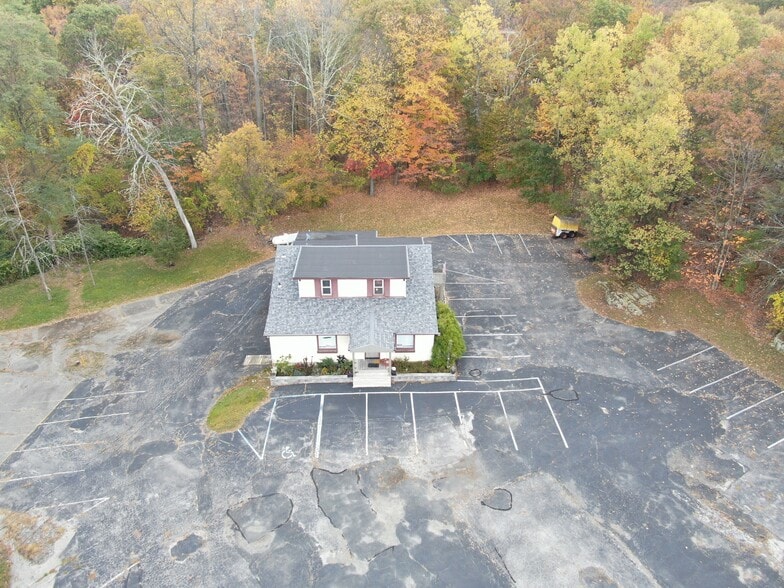 Primary Photo Of 409 Woodport Rd, Sparta Freestanding For Sale