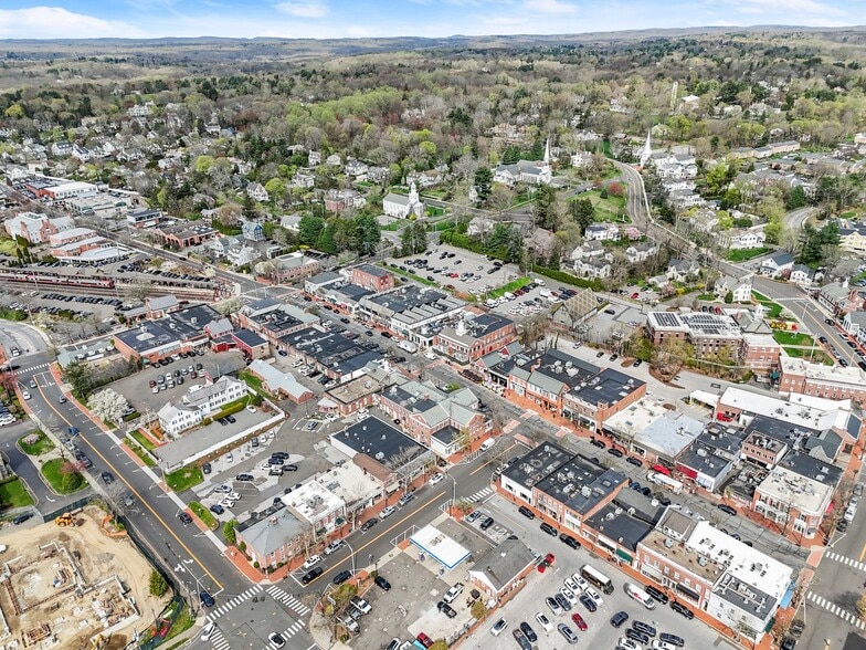 More Photos Of 21 South Ave, New Canaan Storefront Retail Office For Lease