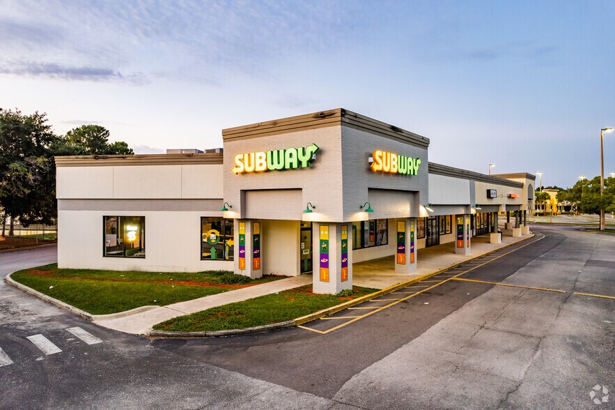 Primary Photo Of 4300 Clarcona Ocoee Rd, Orlando General Retail For Sale
