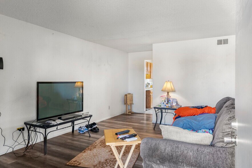 More Photos Of 1021 Ruppel St, Pueblo Apartments For Sale