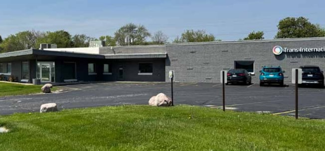 Primary Photo Of N93 W16288 Megal Dr, Menomonee Falls Manufacturing For Sale