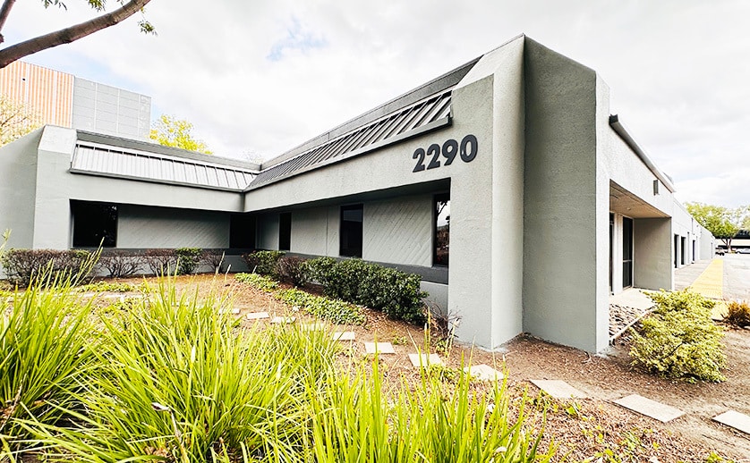 Primary Photo Of 2290 Ringwood Ave, San Jose Service For Sale