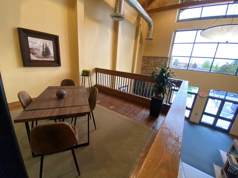 More Photos Of 9120 NE Vancouver Mall Loop, Vancouver Loft Creative Space For Lease