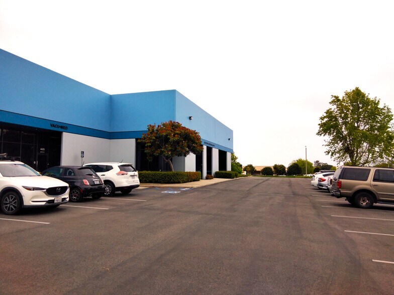 Primary Photo Of 4125 Market St, Ventura Light Manufacturing For Sale