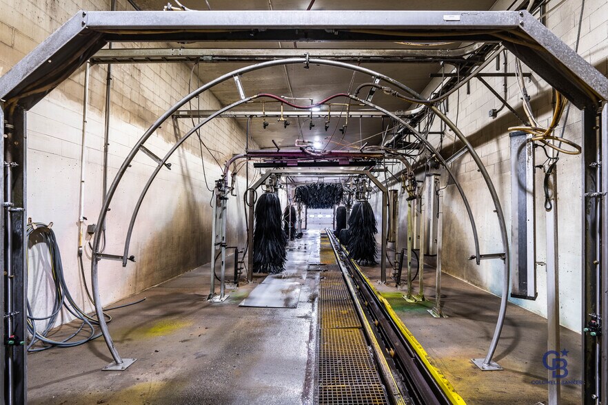 More Photos Of 3311 N Belt Hwy, Saint Joseph Carwash For Sale