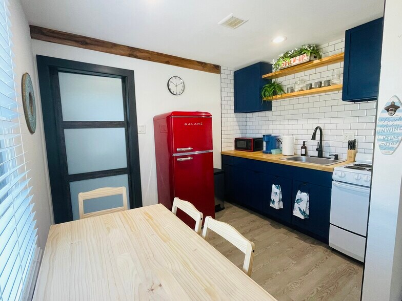 More Photos Of 5103 Avenue O, Galveston Apartments For Sale